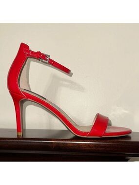 Jones NY 9 Penelope Red Patent Faux Leather Ankle Strap Closed Heel Sandals
